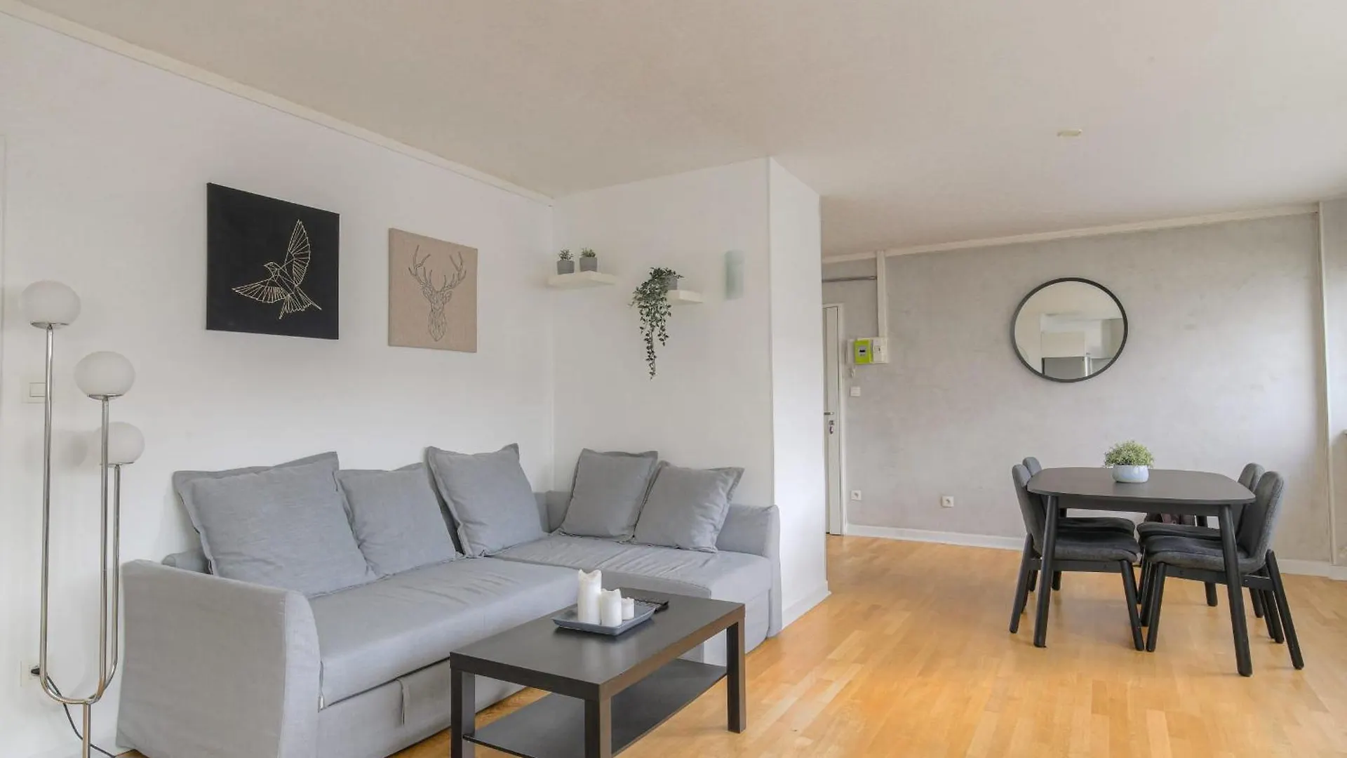 Lumineux Et Calme Avec Parking Gratuit Apartment Villeurbanne